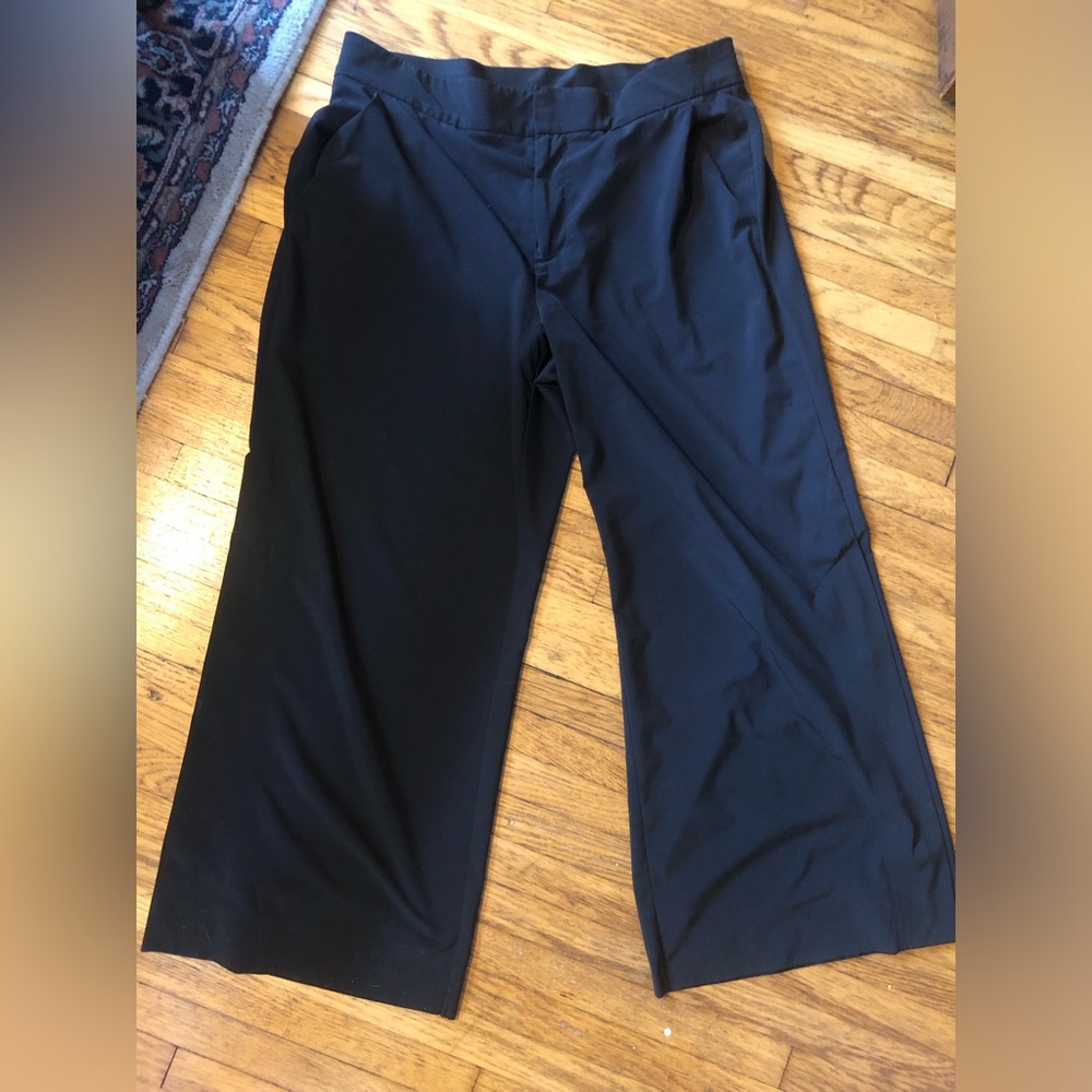 Athleta Tribeca wide leg crop size 10 281969